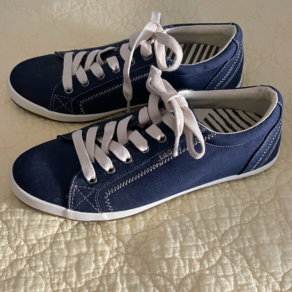 Taos Shoes
